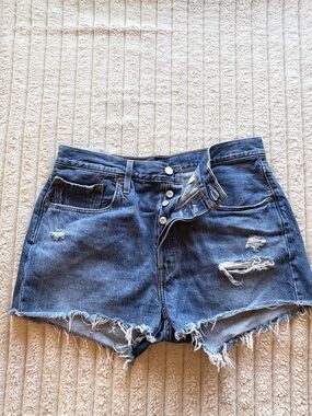 Levi's Distressed High-Rise Denim Shorts - Dark Blue
